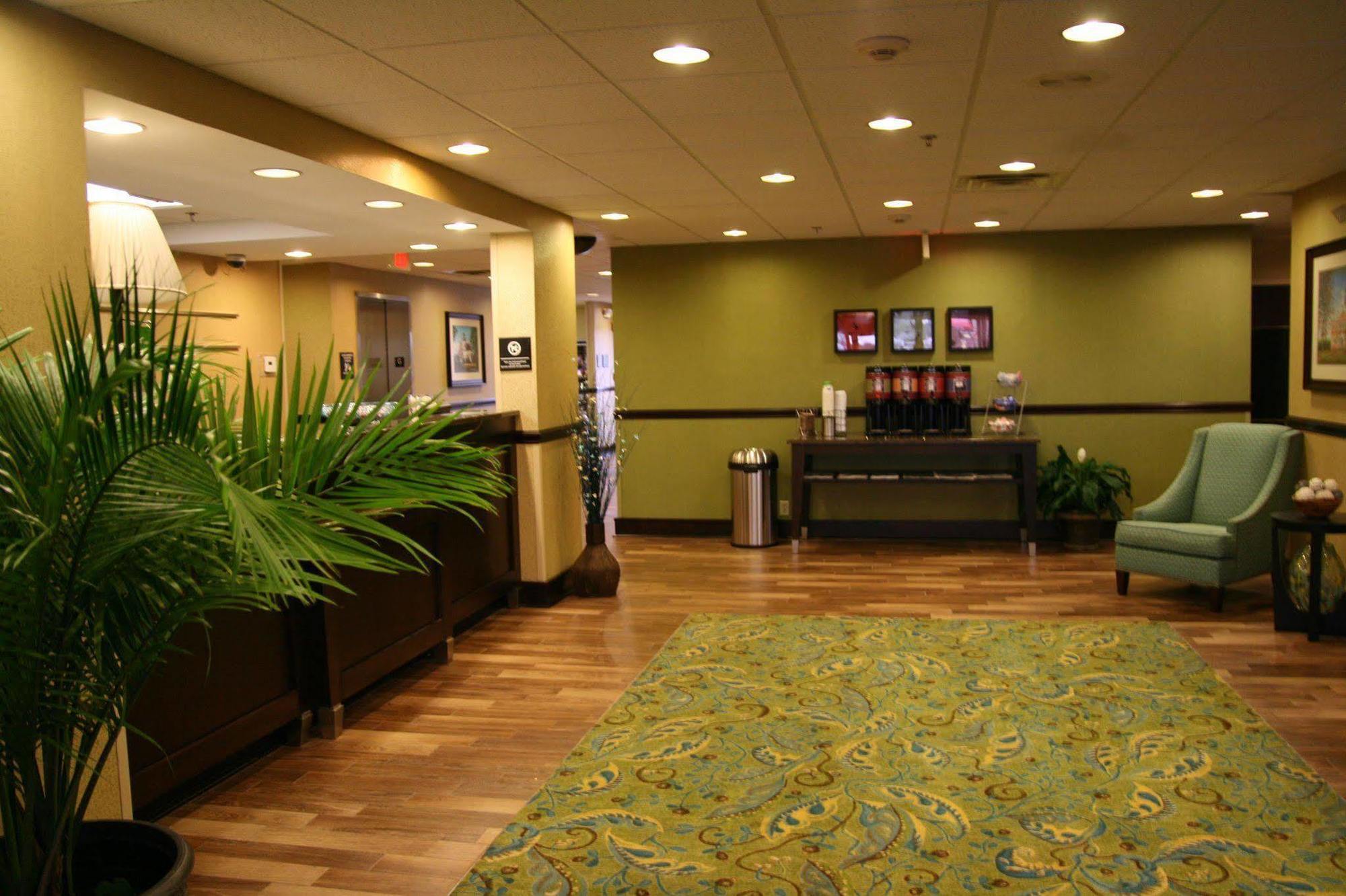 伊登顿汉普顿酒店 Edenton 内观 照片